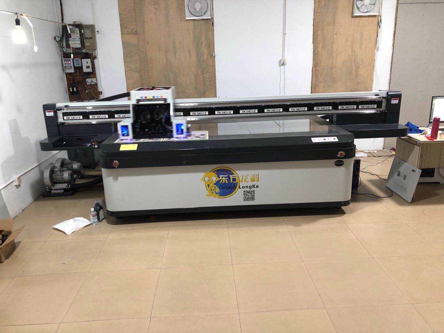 國(guó)產(chǎn)UV打印機(jī)需要多少預(yù)算？